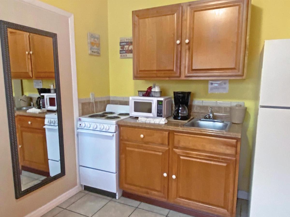 Bella Sirena Inn St. Pete Beach Zewnętrze zdjęcie